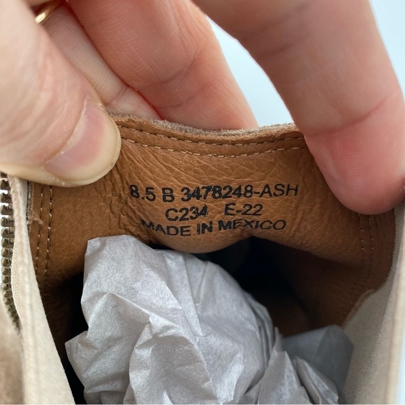 Frye Ash Leather Suede Carly Zip Slip On Ankle Boot Booties Shoes Size 8.5 NWOT - Picture 3 of 9